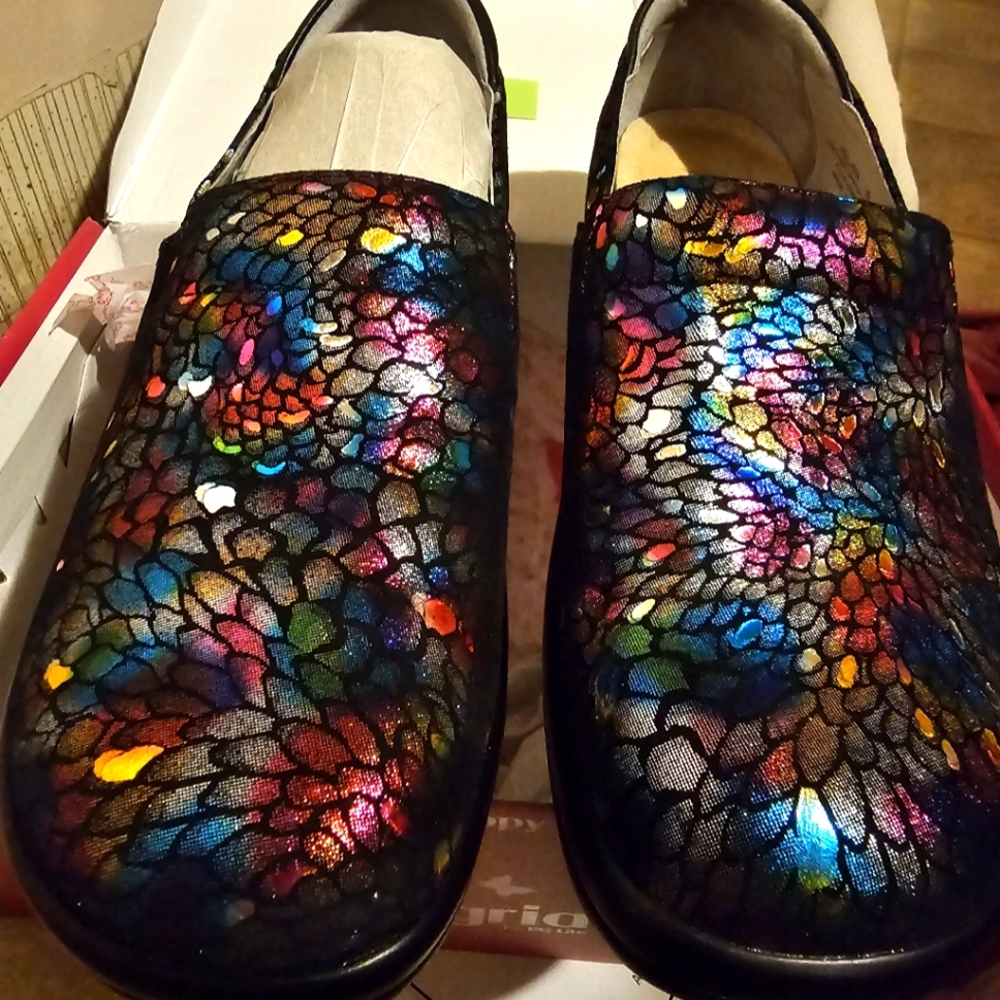 Alegria nursing clogs size 39